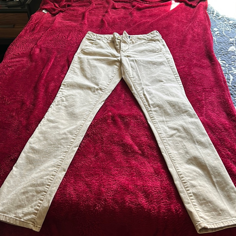 American Eagle khaki stretch skinny jeans long. Size 8.
